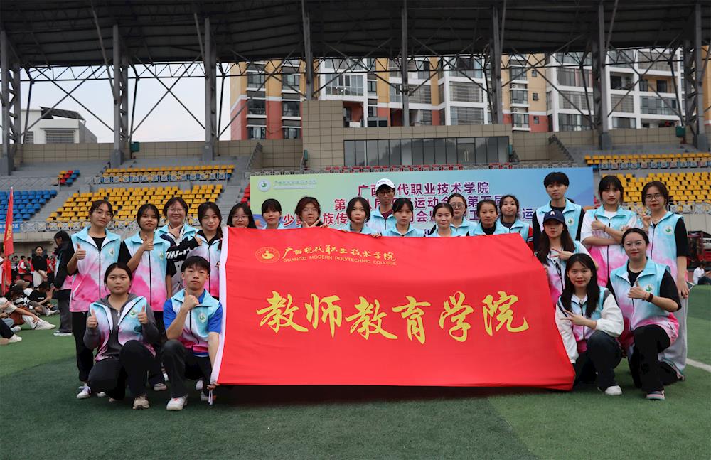 fb9b2599cec64394acb7a72e643e11db.jpg